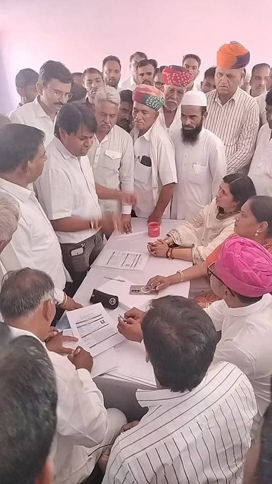 पूर्व उप जिला प्रमुख हीरालाल मुंडेल के लिए पुत्र ने जिला परिषद सदस्य के लिए मांगा टिकट,बताई पीपाड प्रधान चुनाव की सच्चाई!! Mla Geeta Barwar Govind Singh Dotasra