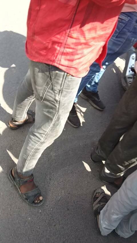 जोधपुर भदवासिया में रोड मदेरणा कॉलोनी के बाहर सोलंकी पाइप्स एंड सोलंकी ट्रेडिंग कंपनी के बाहर एक रैपीडो वाला बाइक वाला ऑनलाइन सवारी के चक्कर में एक फोटो रिक्शा बैटरी वाले के अंदर जा घुसा