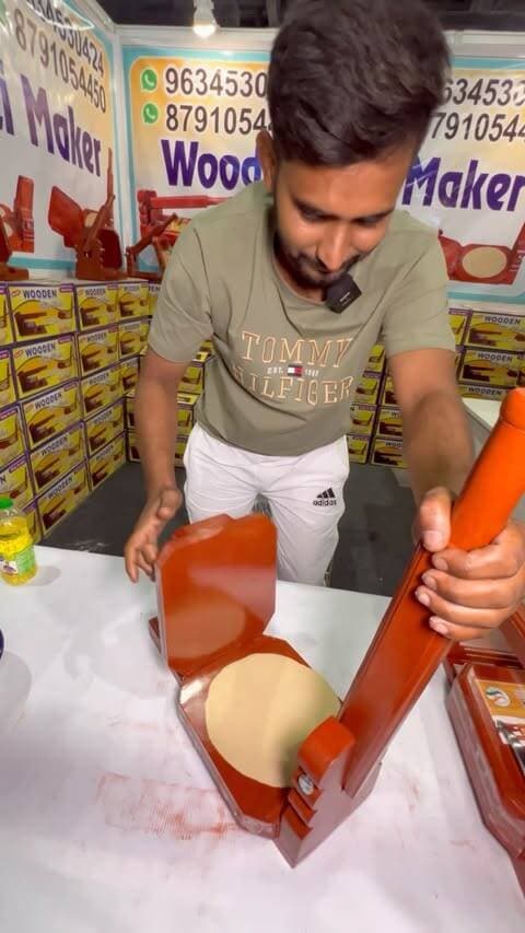 Wooden Roti Maker
#kitchenware #foodreels #streetfood #kitchenaccessories #kitchengadget