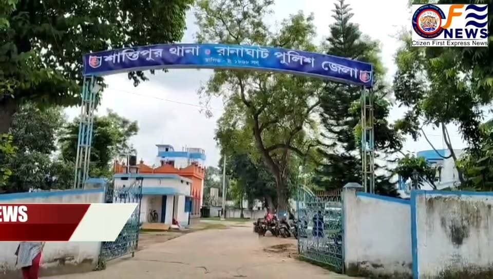 উৎসবের মুখে শান্তিপুরে পুলিশের বড়সড় সাফল্য! বিপুল নিষিদ্ধ বাজি সহ পাকড়াও ১
#আমারশহরেরদৈনিকসংবাদ #শান্তিপুর #শান্তিপুরপুলিশ #শব্দবাজিউদ্ধার #নদীয়া #শব্দবাজি #বাজি #AmarShohorerDainikSongbad #ShantipurNews #PoliceRaid #NadiaNews #IllegalCrackersSeized #BelghariaGramPanchayat #LocalNewsUpdates #Santipur