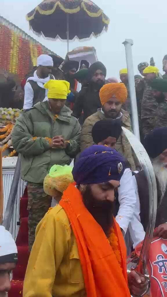 चमोली: शीतकाल के लिए बंद हुए श्री हेमकुंड साहिब और लोकपाल लक्ष्मण मंदिर के कपाट, 3.84 लाख से अधिक श्रद्धालुओं ने किए दर्शन