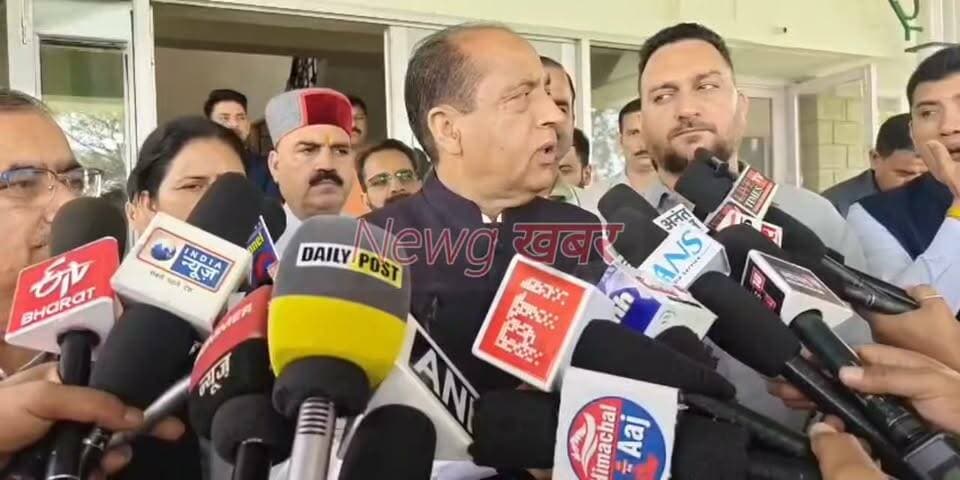 अनिल शर्मा की बयानबाज़ी और कंगना के वयवहार पर कन्नी काट गए जय राम
-कहा भाजपा के पक्ष में इस समय प्रदेश में अच्छा माहौल