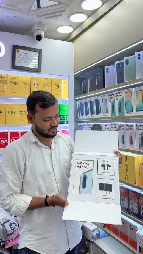 📱🔥 इस नवरात्रि मोबाइल के साथ 10 GIFTS जीतने का मौका! 🎁😍
₹6000 से शुरू मोबाइल + Mega Lucky Scratch Coupon में LED TV, Free Mobile और कई शानदार इनाम! 💥
📍 D.A. Mobile Shop, लक्ष्मण मार्केट, T.P. Furniture के सामने, प्रयागराज।
#Prayagraj #DAMobileShop #NavratriOffer #MobileOffer #PrayagrajReels
