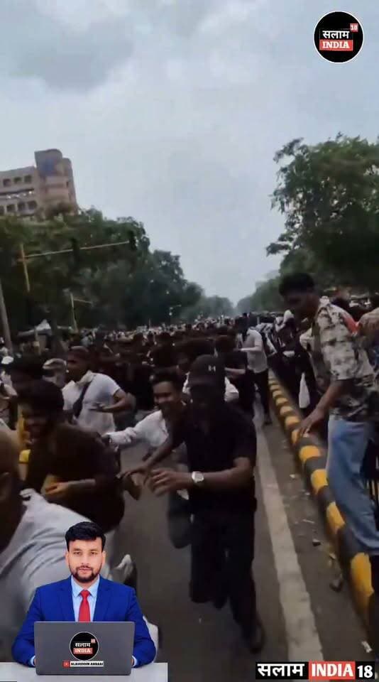 जंतर मंतर पर प्रोटेस्ट के दौरान लाखों युवाओं की उमड़ी भीड़ सभी को पुलिस ने किया डिटेन फिर भी नहीं मान रहे युवा!
