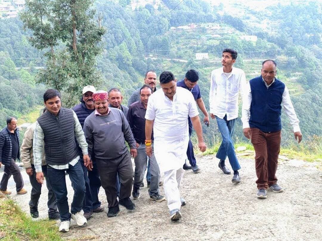 कैबिनेट मंत्री कैड़ा ने किया कसियालेख से चौखुटा -धारी मोटर मार्ग पर डामरीकरण कार्य का निरक्षण अधिकारियो को दिये गुणवत्ता से साथ शीघ्र कार्य पूर्ण करने के निर्देश