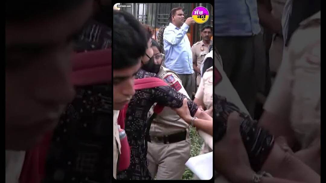 जंतर मंत्र पर भड़के प्रदर्शनकारी #shorts #viral #trending