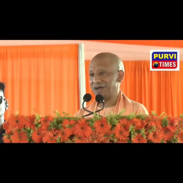 *बिग ब्रेकिंग*
*सीएम योगी/बलरामपुर*
*मुझसे कहते हैं कि मुख्यमंत्री जी अयोध्या से चुनाव लड़कर दिखा दें!*
*अरे अखिलेश जी!अयोध्या हमारा पावन धाम है,मैं इसलिए जाता हूँ कि जिससे अयोध्या के विकास में कोई कोताही न हो,उत्तरप्रदेश के पहचान पर कोई कलंक न लगे!*
*जिस अयोध्या को तुम 3,4 घण्टे बिजली देते थे,जिस अयोध्या को तुमने गंदगी का अंबार बना दिया था, आज वह अयोध्या रामराज्य का उदाहरण बनकर त्रेतायुग का स्मरण करवा रही है।*
*मैं आपको ऑफर करता हूँ आप भी अयोध्या से नामांकन करिये,मैं भी करता हूँ,चलिए एकबार किस्मत आजमा लिया जाए!*
*तय हो ही जाए...लड़ाई चेलों से क्यों, लड़ाई सामने होनी चाहिए!*
*ये माफिया के सामने नाक रगड़ने वाले, उनकी कब्र पर फातिहा पढ़ने वाले लोग,ये हमसे क्या लड़ेंगे, इनकी हिम्मत नही है,जनता पहले भी इनकी छुट्टी कर चुकी है, ये खिसियानी बिल्ली तरीके हैं..*