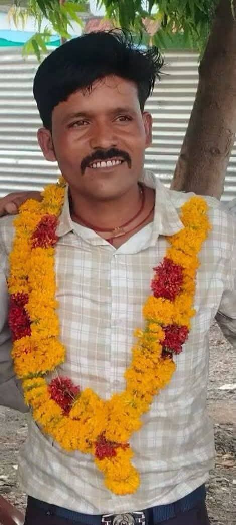 मित्र रोहित अहिरवार को भारतीय जनता पार्टी रहली ग्रामीण मंडल अध्यक्ष बनाये जाने पर बहुत बहुत बधाई हार्दिक शुभकामनायें 💐💐