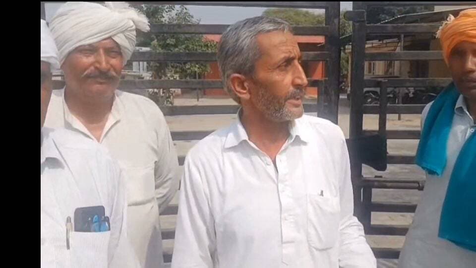 नई अनाज मंडी इसराना मे भाकियू के पदाधिकारियों और किसानों ने मार्केट कमेटी कार्यालय पर जडा ताला, जताया विरोध.....