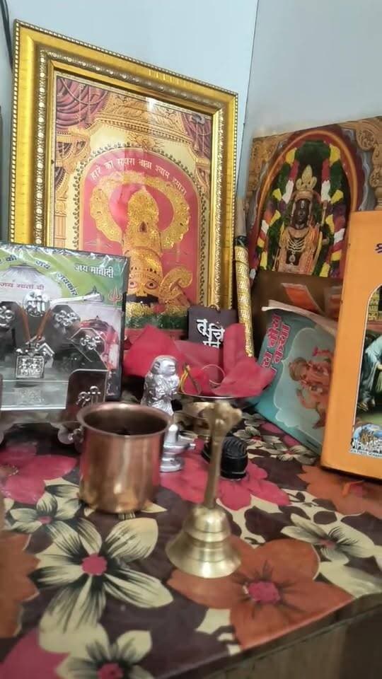 नवरात्रि के पावन पर्व पर कैलाश विश्वकर्मा, संपादक यशस्वी दुनिया, की आप सभी को हार्दिक बधाई एवं शुभकामनाएं। 🙏🌺
माता रानी आप सभी के जीवन में सुख, शांति, समृद्धि और खुशहाली लेकर आएं। मां दुर्गा की कृपा सभी पर बनी रहे। जय माता दी! 🚩🙏
देखिए फेसबुक लाइव और जुड़े रहिए यशस्वी दुनिया के साथ।
कैलाश विश्वकर्मा
संपादक, यशस्वी दुनिया साप्ताहिक समाचार पत्र