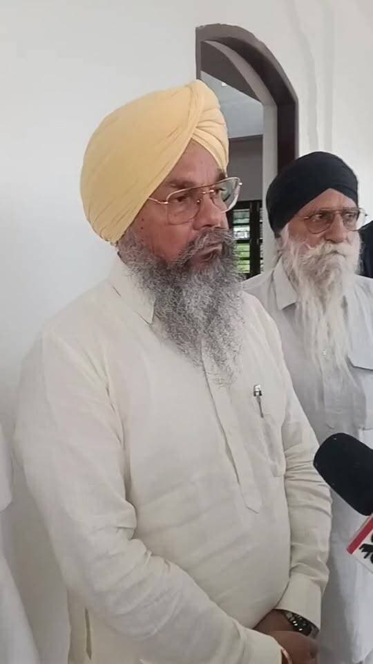 जट महासभा पांवटा साहिब की बैठक की जानकारी देते सरदार नरेंद्र पाल सिंह साहोता