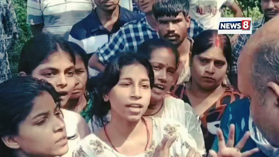 #Bahraich:- नदी में खोए हुए युवराज की बहन ने लगाया सदर विधायक पर बड़ा आरोप,, कहा मेरे पापा उनके कहने पर एक बार में पहुंचते थे लेकिन कई बार फोन करने के बाद भी उनका फोन नहीं उठा,, #वायरल #bahraich #facbookviralvideo #AnupamaJaiswal