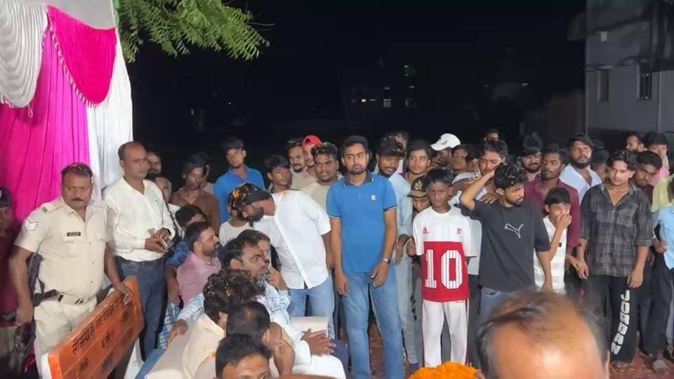ओसामा साहब का जमाल हाता में आगमन
Bolta Siwan News Tejashwi Yadav Nitish Kumar Iqbal Kayyum BSN Live