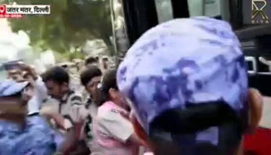 क्या पत्रकार भी खतरे में है देखिए लाइफ रिपोर्ट प्रज्ञा मिश्रा जंतर मंतर दिल्ली Part 10