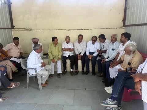 बूंदी: पूर्व विधायक अतर सिंह भड़ाना के निधन पर हरिमोहन शर्मा ने दी श्रद्धांजलि