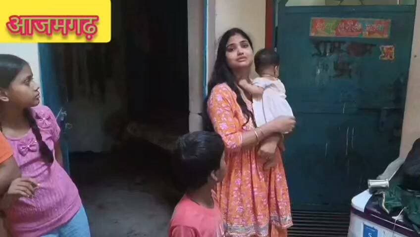 बाजार में मकान-दुकान पर कब्जे को लेकर बवाल, घर में रह रहे पांच लोगों को कमरे में किया बंद, पड़ोसी गांव से आए लोग
आजमगढ़
https://abckhabar.in/?p=8901