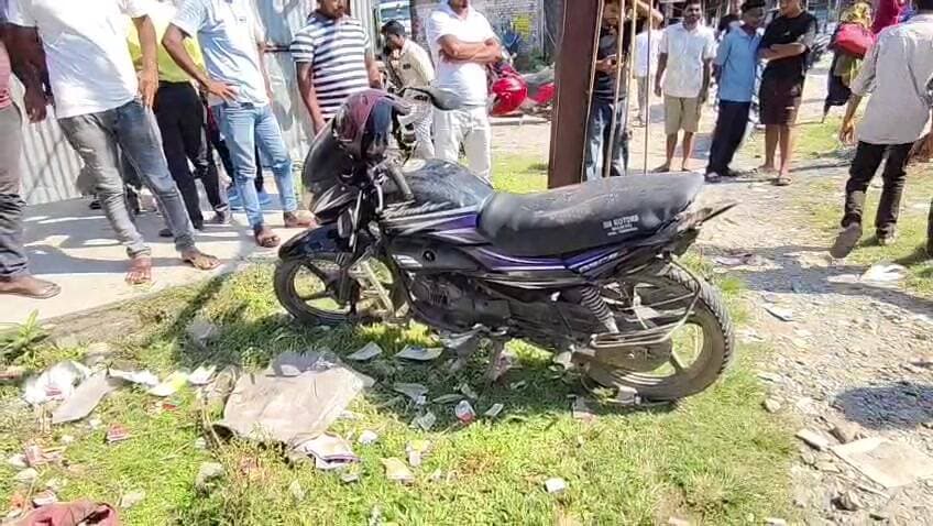 রাজগঞ্জ: ফুলবাড়ীতে ব্যাংক থেকে ফেরার পথে লরির ধাক্কায় মহিলার মৃত্যু