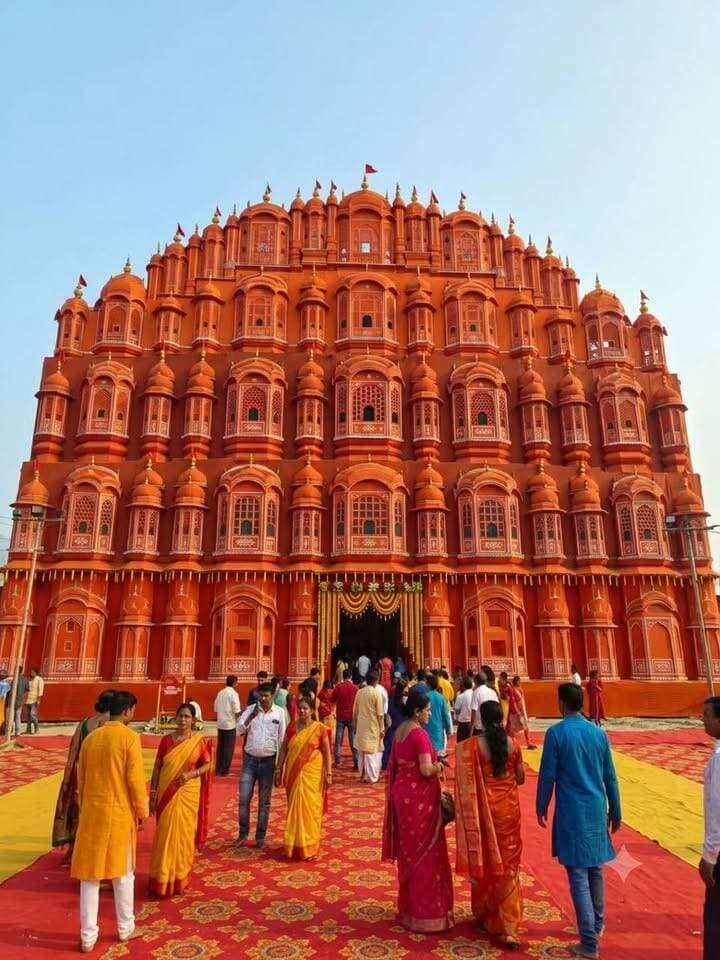 क्या आप यहाँ आने वाले हैं?
Follow for more updates Namostute Kashi | Varanasi | Banaras
#Varanasi #DurgapujaPandal #Shivpur #NamostuteKashi #DurgaPuja Navratri Mini Stadium