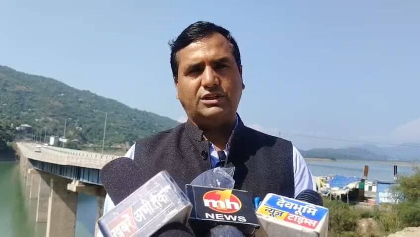 मंडी-भराड़ी में जल्द शुरू होगा अत्याधुनिक बस स्टैंड, यात्रियों को मिलेगी बेहतर सुविधा ::: सुनील शर्मा
#बिलासपुर #hrtcshimla #hrtc #blp