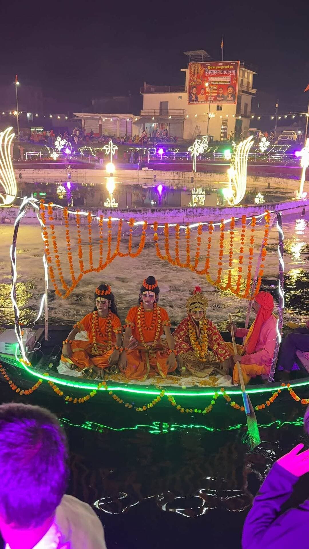 बाराबंकी दशहरा मेले में केवट संवाद की मनमोहक झलक राम सीता की झांकी ने जीता दिल #barabankiupdates #viralpost #barabanki_updates_