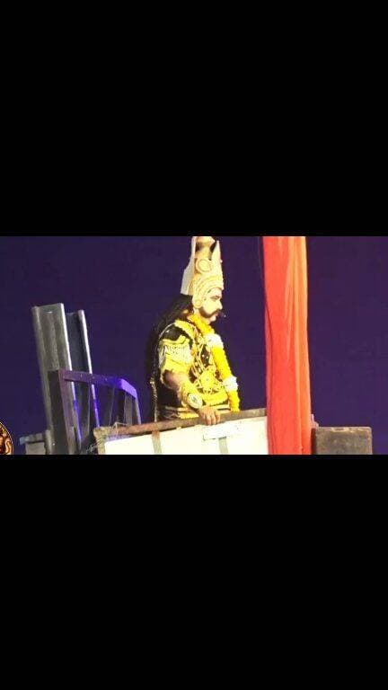 शाहजहांपुर OCF रामलीला। सीता स्वयंवर में पहुंच रावण
आपका अपना शहर Aapka Apna Shahar