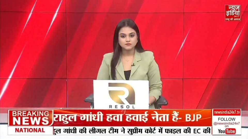 बदायूं में स्कूली बस ने बाइक को मारी टक्कर तीन की मौत एक की हालत गंभीर