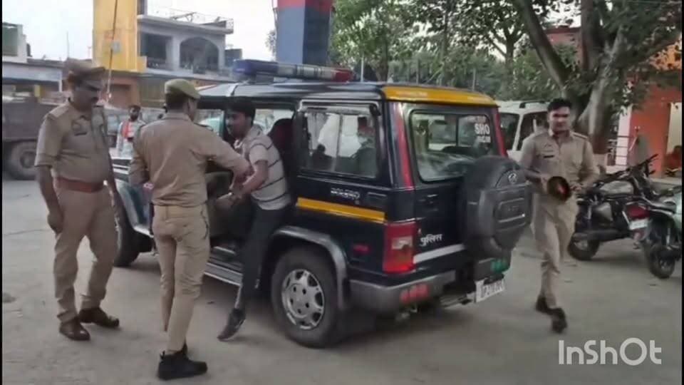 खबर थाना आरसी मिशन जहां एंटी रोमियो ने एक युवक के साथ क्या किया देखिए रिपोर्ट शाहजहांपुर उत्तर प्रदेश