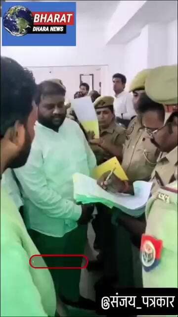 मेरठ SSP अपने ऑफिस में फरियादियों की भीड़ देख भड़के: 3 थानेदारों की फोन पर क्लास लगाई