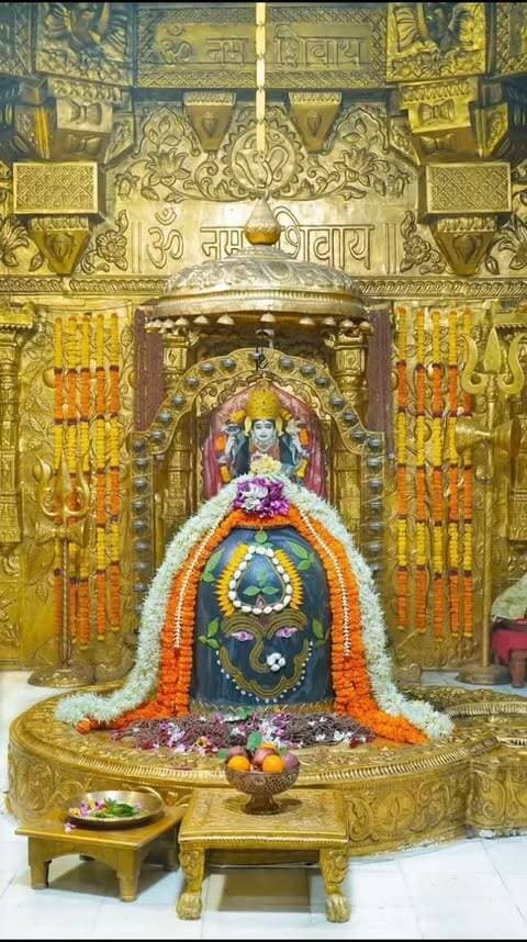 श्री सोमनाथ महादेव मंदिर,
प्रथम ज्योतिर्लिंग - गुजरात (सौराष्ट्र)
दिनांक: 13 अक्टूबर 2026, आश्विन शुक्ल तृतीया - मंगलवार
प्रातः श्रृंगार
102611483