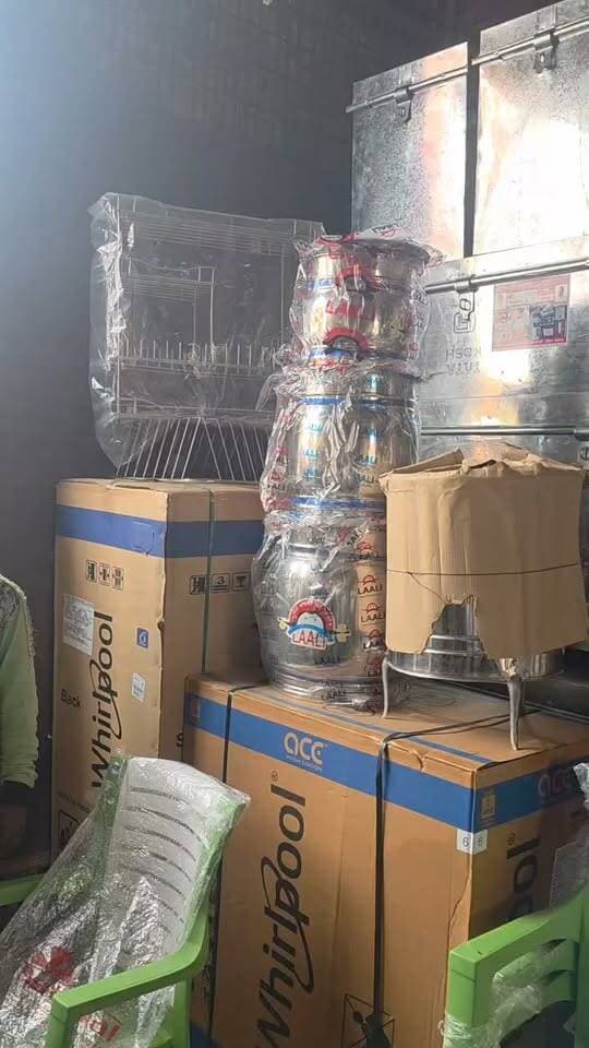 SAMBHAL
बारात में नहीं मिली स्कार्पियो तो दूल्हा नहीं लाया बारात 3 साल की मोहब्बत पर फिरा पानी। दहेज़ की भेंट चढ़ी एक और दुल्हन।
#viralreelschallenge #SambhalNewsViral #viralchallenge #instagram #facebookviral