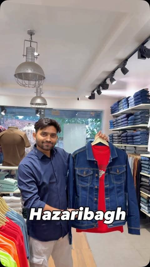 Hazaribagh walo, taiyaar ho jao sabse badi Puja Shopping deal ke liye! 🎉
D’COT by Donear laya hai unbelievable festive offers jo aapka pura wardrobe badal denge. Puja ki shopping mein ab bachat bhi hogi aur style bhi! Naye arrivals aa chuke hain, toh apni pasand ke premium outfits ghar le jayen unbeatable prices par. 🛍️✨
Dhamakedar Offers:
🔥 BUY 3 GET 8 – (Pura wardrobe set!)
🔥 BUY 2 GET 5 – (Festive Special)
👖 FLAT 60% OFF – On single Denim Trousers
👔 FLAT 50% OFF – On single Shirts & T-Shirts
Stock khatam hone se pehle aaj hi apne dosto aur family ke sath visit karein! 👇
📍 Location: D’COT BY DONEAR, Gyan Sharda Kunj, Budhwa Mahadev Road, Ananda Chowk, Hazaribagh, Jharkhand.
📞 Call/WhatsApp: 9570820186
.
.
#Hazaribagh #jharkhand #hazaribag #fashionstyle #jharkhandi