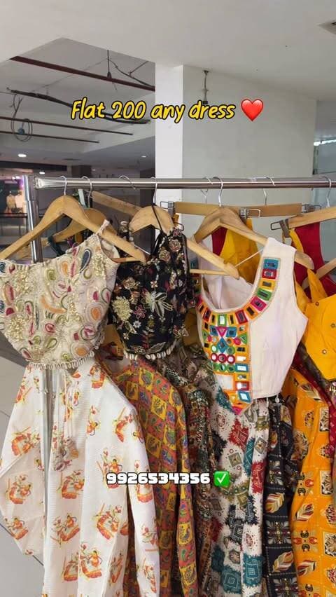 Any dress Flat 200 ❤️
Only at @himarchigarbadresses ✅
Location 📍
Chappan dukan one center 🤌🏻