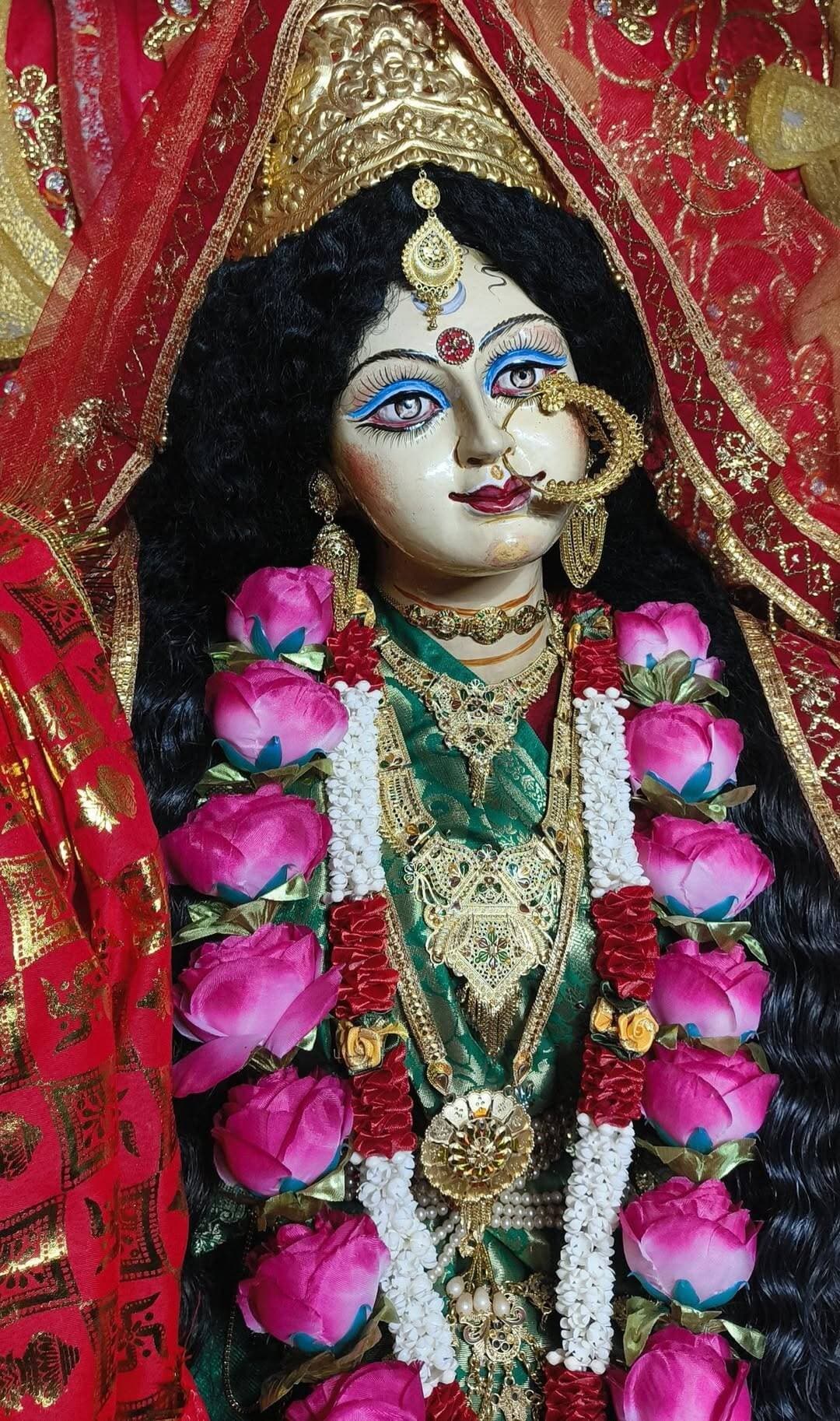 मुजफ्फरपुर में मां चंद्रघंटा की पूजा को उमड़ी भीड़, मंदिरों में गूंजे जयकारे
पूरी खबर कमेंट बॉक्स में पढ़ें