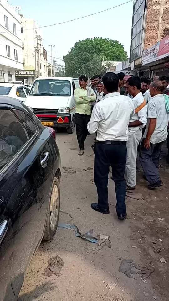 नेहरू ग्राउंड में पहुंची फिर पुलिस