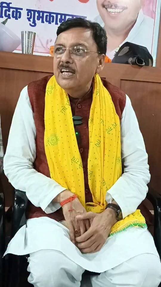 पूर्व विधायक राजेश शुक्ला ने अपने जन्मदिन पर कह दी बड़ी बात देखिए क्या है । मैं किच्छा छोड़कर कहीं जाने वाला नहीं #kpnewsnetwork #रुद्रपुर #kichha #uttarakhand