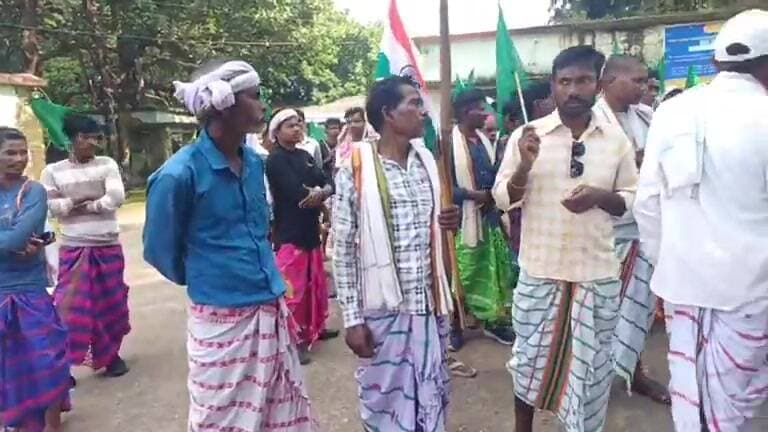 ରାଇରଙ୍ଗପୁୁର: ରାଇରଙ୍ଗପୁର ବ୍ଲକରେ ଆସେକା ସଂଗଠନ ପକ୍ଷରୁ ବିଶାଳ ଆଦିବାସୀ ସଭାଯାତ୍ରା