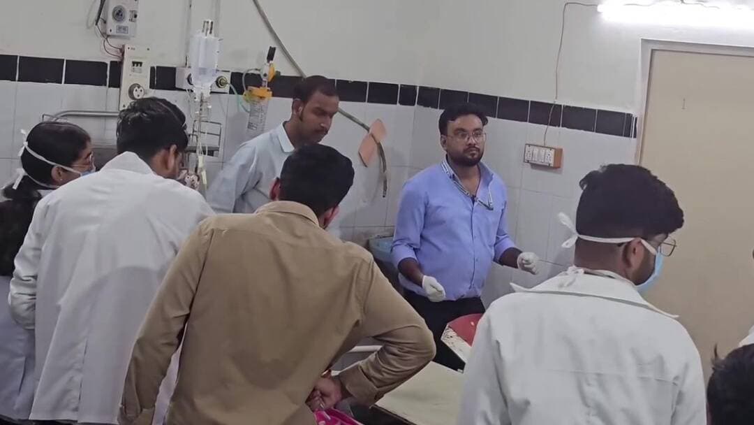 बाड़मेर: बाड़मेर में ट्रैक्टर की टक्कर से पति-पत्नी और नवजात शिशु की मौत