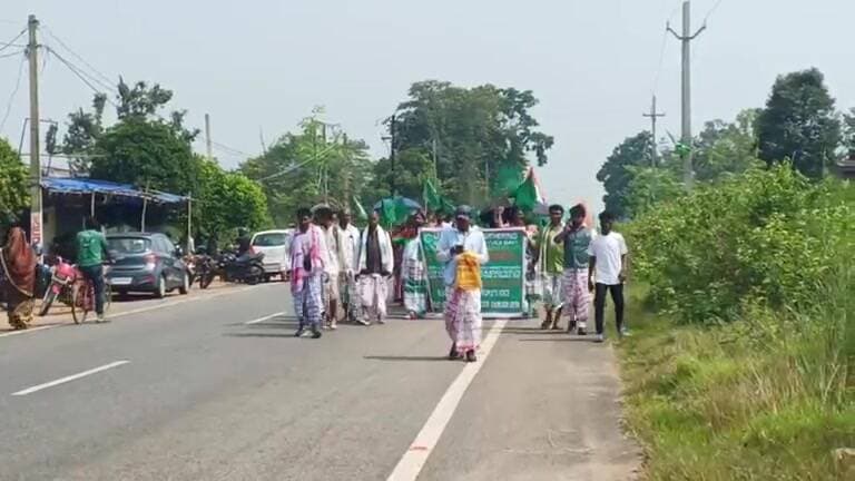ରାଇରଙ୍ଗପୁୁର: ମୟୂରଭଞ୍ଜରେ ୟୁଜିସି ନିୟମ ବିରୋଧରେ ଆଦିବାସୀଙ୍କ ବିକ୍ଷୋଭ