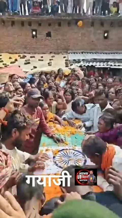गयाजी का लाल 🚨 शहीद = मार्च 23 साल की उम्र में ही अग्नि वीर सुभाष कुमार चौधरी शहीद 🌹 परिवार वालों का रो रो कर बुरा हाल 🙏 #Gayaji #AganiveerSgahid #IndianArmy #GayajiNews #ShubashKumarChaudhary