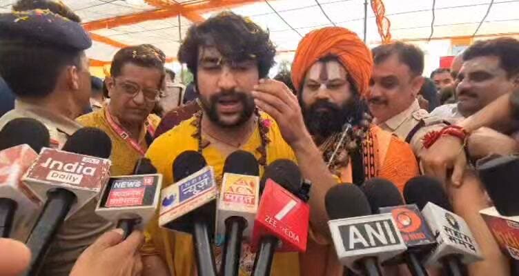 हिंदू एकता रथ यात्रा के बीच में क्या बोले बागेश्वर धाम सरकार