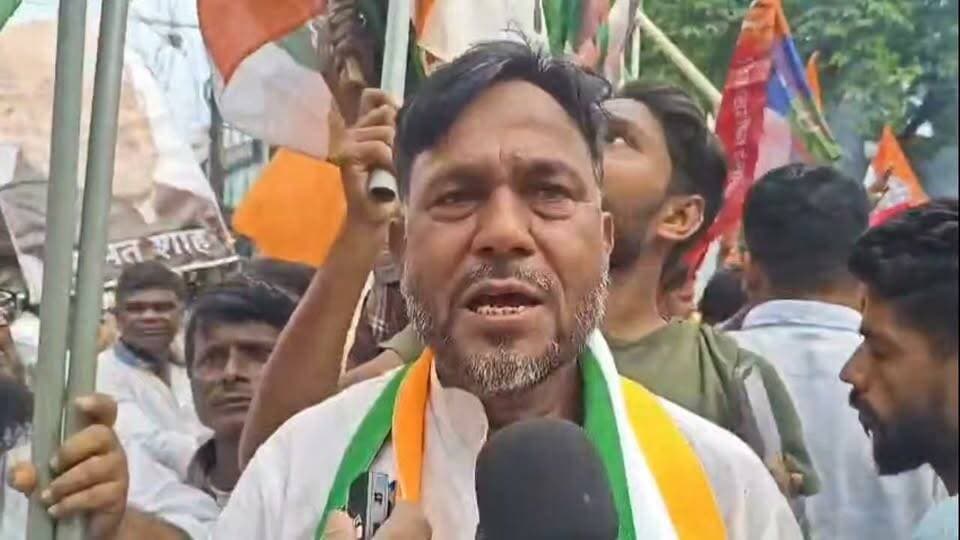 ज्ञानेश कुमार के इस्तीफे की मांग को लेकर अररिया में INDIA गठबंधन का विरोध मार्च, कांग्रेस-RJD समेत कई दल हुए शामिल