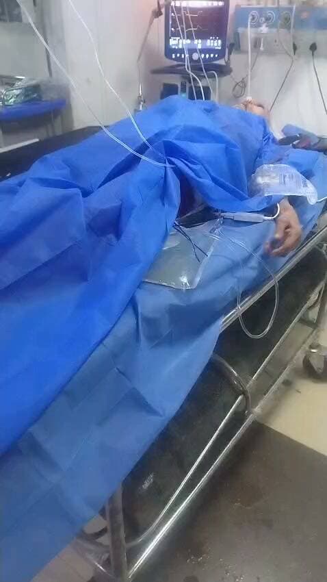 मेरी मौसी जी सफदरजंग हास्पिटल में वेंटिलेटर पर हैं
भगवान उनकी रक्षा करना और जल्द से जल्द स्वास्थ्य लाभ हो!