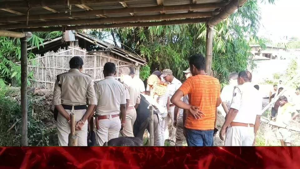 मधेपुरा में नाबालिग बेटी की ह/त्या के आरोप में पिता गिरफ्तार, नदी में श/व बहाने का दावा; प्रेम-प्रसंग की चर्चा से नाराज होकर ह/त्या करने की बात स्वीकारने का पुलिस का दावा; श/व और वारदात में प्रयुक्त हथियार की तलाश जारी