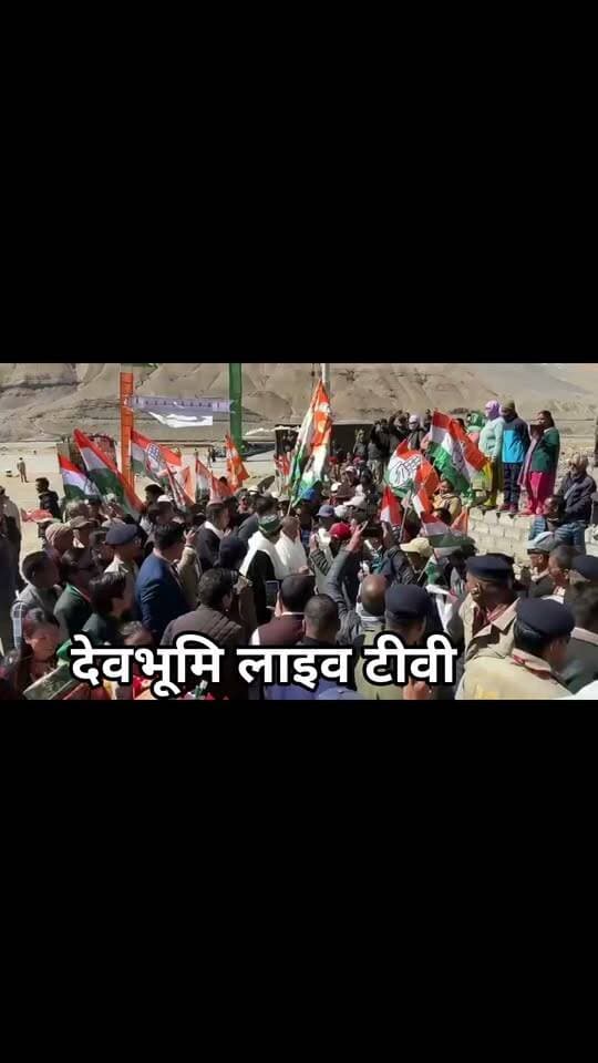 मुख्यमंत्री ठाकुर सुखविन्द्र सिंह सुक्खू का काजा पहुंचने पर शहनाई, ढोल-नगाड़ों और नारों के साथ किया गया जोरदार स्वागत