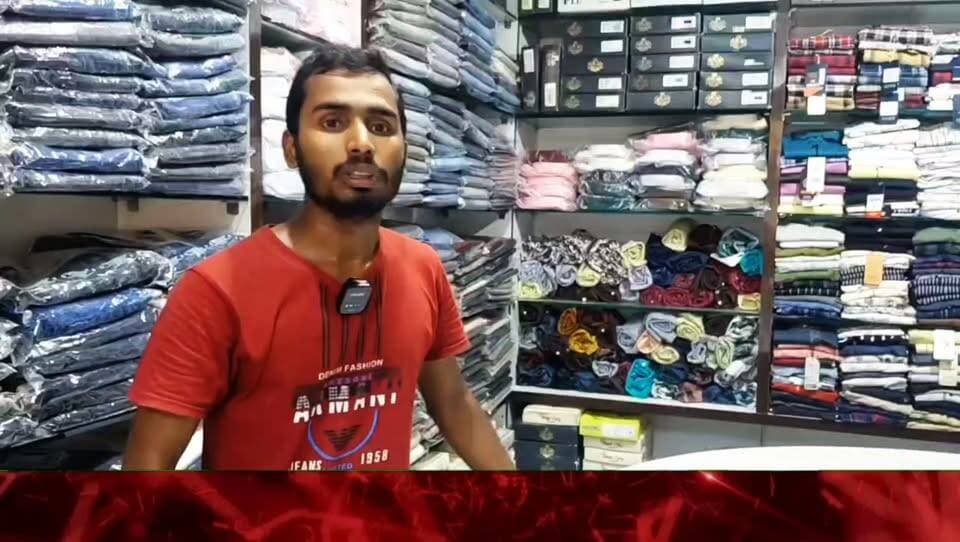 मधेपुरा में BOYS SHOP का धमाकेदार ऑफर, कम कीमत में खरीदें स्टाइलिश कपड़े।
*पता:स्टेशन चौक सिटी कार्ट के बगल में, मधेपुरा
संपर्क नंबर: 8051686899
BOYS SHOP — स्टाइल भी, बचत भी!
नोट: खरीदारी से पहले दुकान पर ऑफर, उपलब्ध साइज और स्टॉक की पुष्टि कर लें।