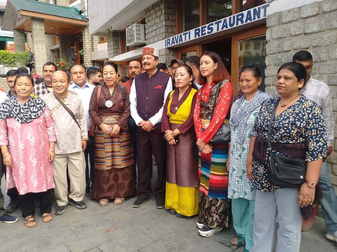 राज्यसभा सांसद हर्ष महाजन जी से मिले भनोडी चुराह और पांगी के लोग