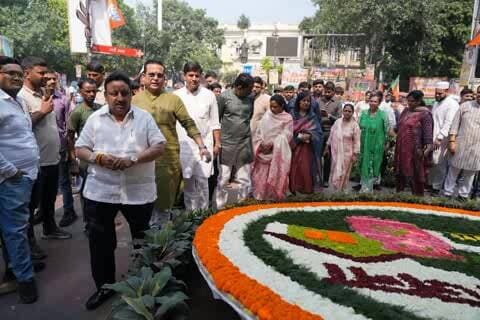 प्रवीण खंडेलवाल ने चांदनी चौक में प्रधानमंत्री उज्ज्वला योजना पर रंगोली का उद्घाटन किया
