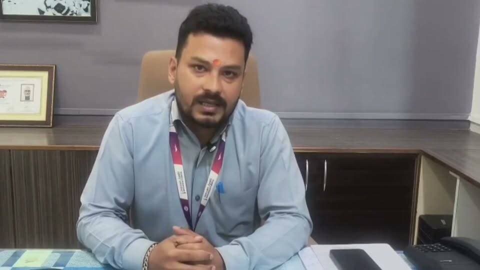 जीवन ज्योति हॉस्पिटल को लेकर वायरल बयान वीडियो को लेकर जीवन ज्योति अस्पताल के ऑपरेशन हेड और अर्नब बनर्जी का बयान सामने आया है #sarguja #Mukhymatri #BobbyDeol #tricepworkout