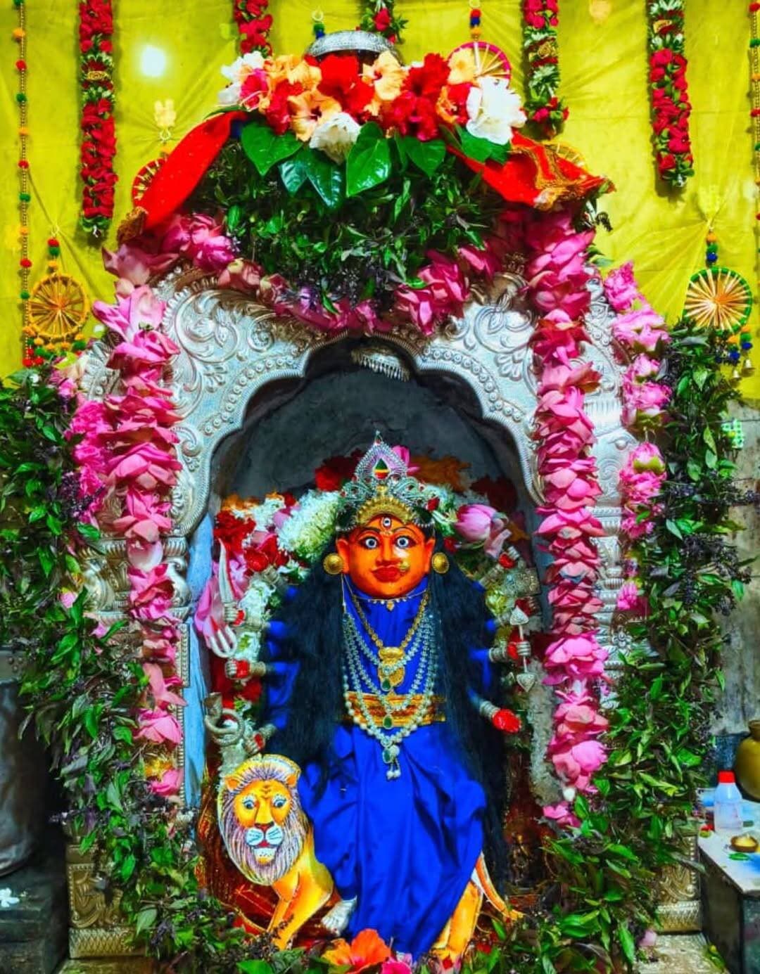 ଜୟ ମା ସୁରେଶ୍ୱରୀ 👏 ମା ଇ ସଂସାର କେ ରଖିଥା ପଣତ କାନି ତଳେ ଢାପି l