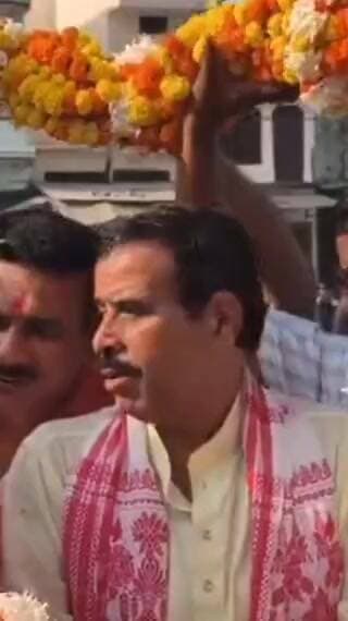 करनैलगंज: कटरा बाजार ब्लॉक प्रमुख भवानी भीख शुक्ला ने भाजपा छोड़कर सपा में की शामिल होने की घोषणा